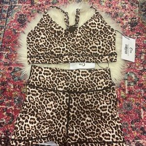 Zyia leopard brilliant short & bra NWT set